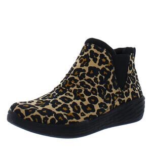 Ryka Niah Leopard Print Boots Sneakers Women Size 8 wide New